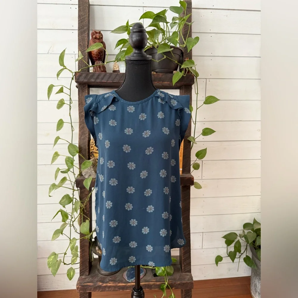 Loft Floral Blue Women's Flutter Sleeve Top - Picture 3 of 14